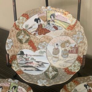 Gorgeous! Antique Signed Japanese Porcelain Hand Painted Plate Gold Accents 7.5"